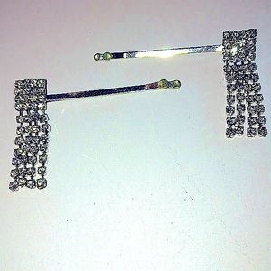 5/$25 FINAL SALE PRICE - Rhinestone goldtone bobby pins - lot of 2